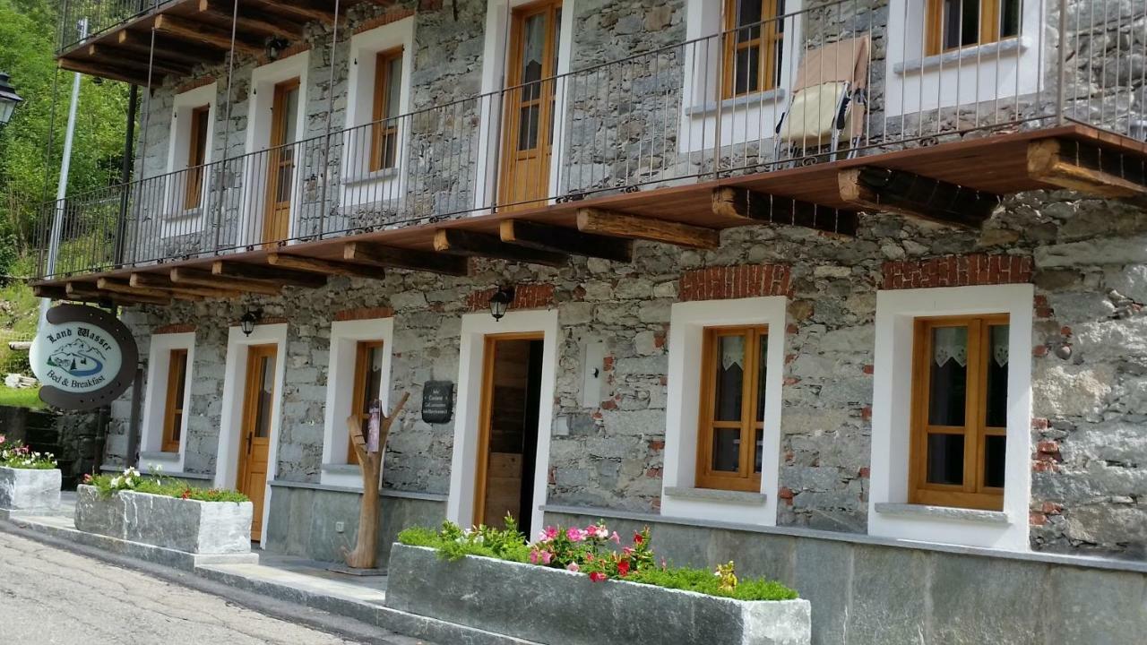 Ospitalita Rurale Familiare Land Wasser Bed & Breakfast Варало Екстериор снимка